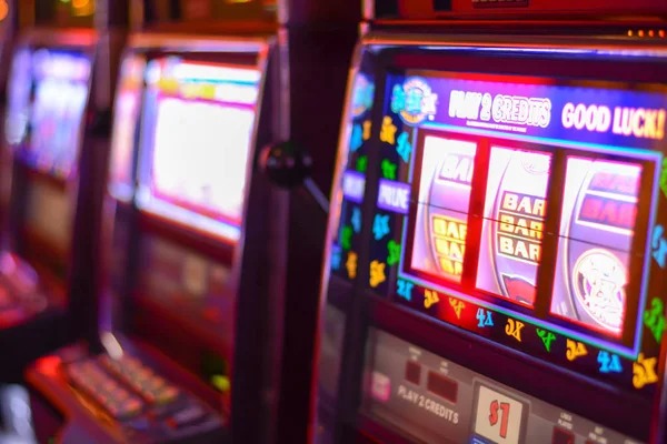 Payment methods supported on command: DANA, OVO, GoPay, and bank virtual accounts