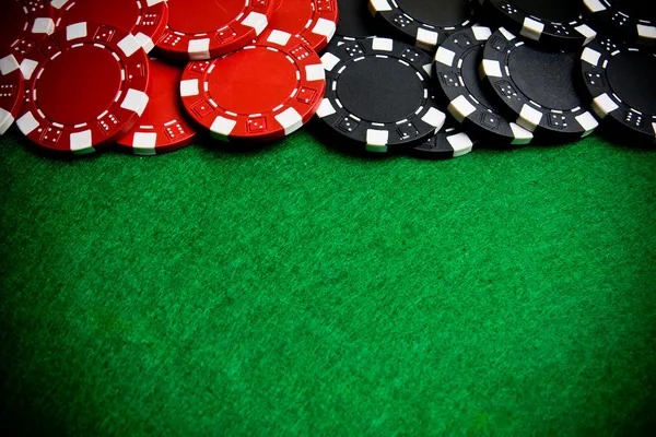 Lightning Roulette wheel display on command showing multiplier highlights